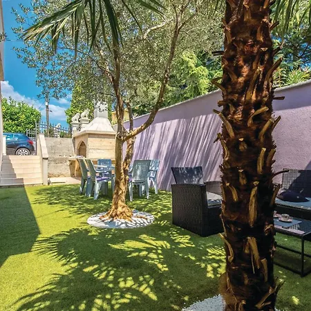 Apartamento Amazing In With Wifi