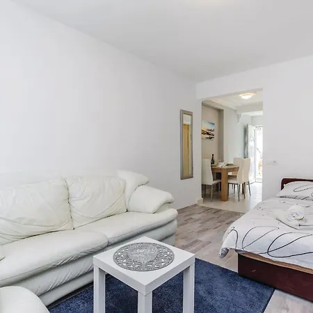 Awesome In With Wifi Appartement Kostrena